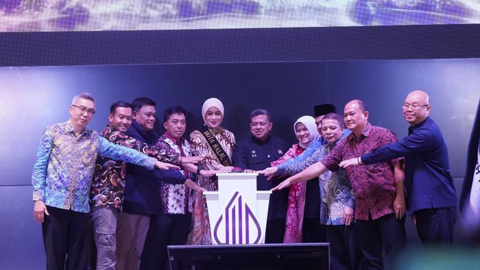 BPJPH Raih Penghargaan MURI Berkat Sosialisasi Wajib Halal di 2.183 Titik