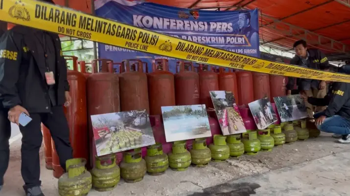 Polisi Bongkar Modus Pengoplos LPG di Tangsel, Gas Subsidi Dipindahkan ke Tabung Nonsubsidi